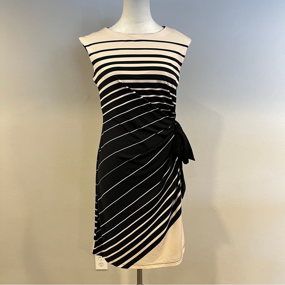 Karin Stevens‎ Black and cream Striped sleeveless stretchy mini Dress size 8
